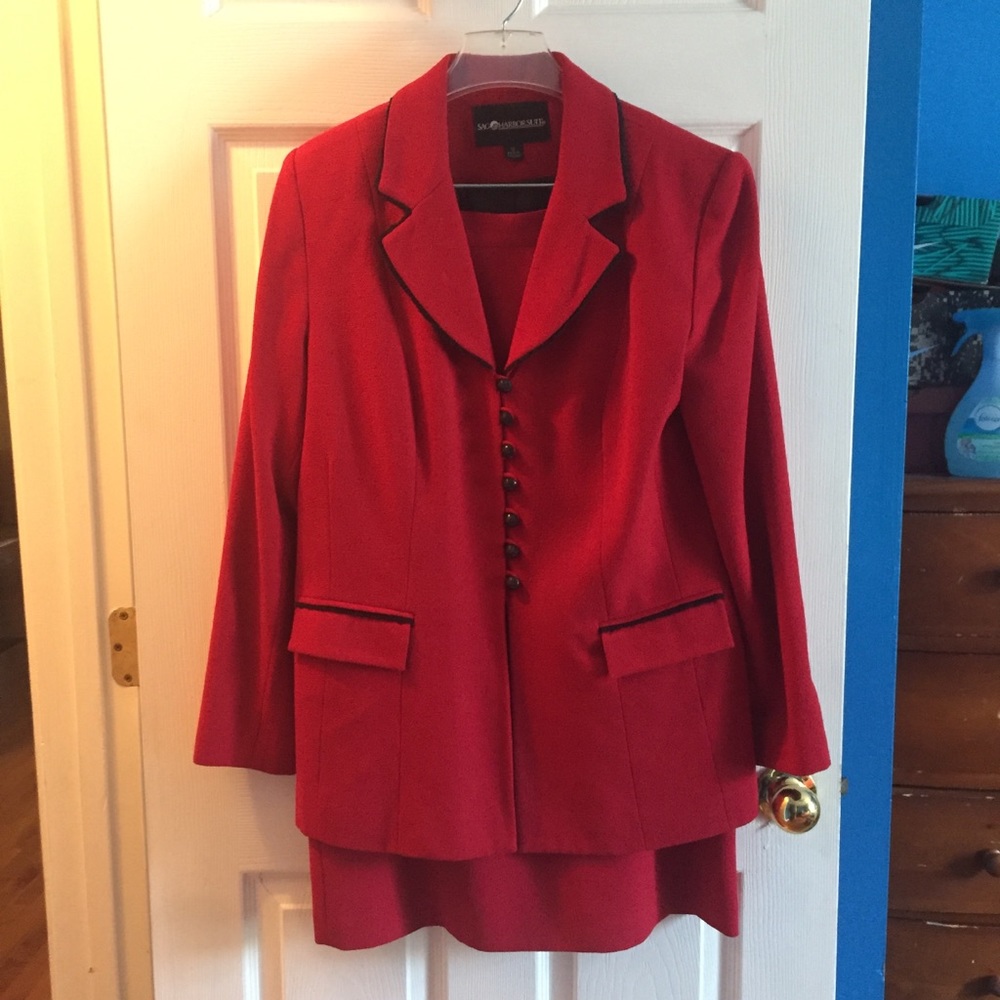 Two piece suit set